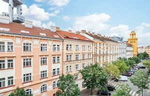 Apartment for rent, 4+kk - 3 bedrooms, 102m<sup>2</sup>
