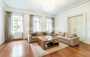 Apartment for rent, 4+1 - 3 bedrooms, 154m<sup>2</sup>