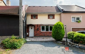 Family house for sale, 108m<sup>2</sup>, 83m<sup>2</sup> of land