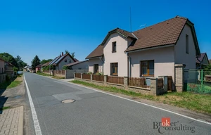 Family house for sale, 180m<sup>2</sup>, 827m<sup>2</sup> of land