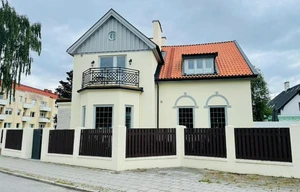 Villa for sale, 470m<sup>2</sup>, 1164m<sup>2</sup> of land