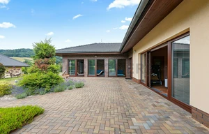 Family house for sale, 340m<sup>2</sup>, 3811m<sup>2</sup> of land