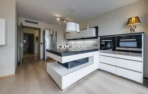 Apartment for rent, 4+kk - 3 bedrooms, 98m<sup>2</sup>