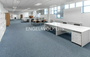 Office for rent, 670m<sup>2</sup>