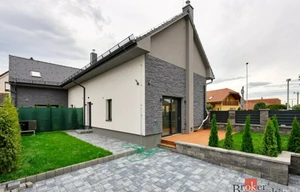 Family house for sale, 110m<sup>2</sup>, 170m<sup>2</sup> of land
