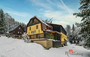 Accommodation for sale, 498m<sup>2</sup>