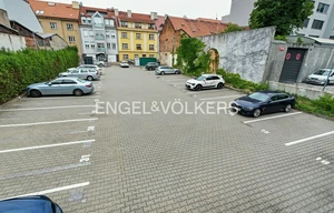 Parking space for rent, 886m<sup>2</sup>