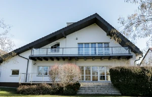 Family house for rent, 350m<sup>2</sup>, 744m<sup>2</sup> of land