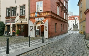 Apartment building for sale, 1406m<sup>2</sup>
