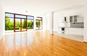 Family house for rent, 373m<sup>2</sup>, 857m<sup>2</sup> of land