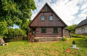Family house for sale, 130m<sup>2</sup>, 300m<sup>2</sup> of land