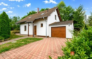 Family house for sale, 130m<sup>2</sup>, 886m<sup>2</sup> of land