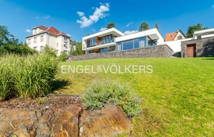 Family house for sale, 281m<sup>2</sup>, 1433m<sup>2</sup> of land