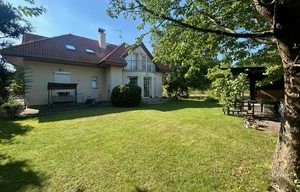 Family house for rent, 200m<sup>2</sup>, 683m<sup>2</sup> of land