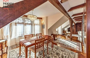 Apartment for rent, 4+1 - 3 bedrooms, 184m<sup>2</sup>