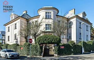 Apartment for rent, 5 bedrooms +, 246m<sup>2</sup>
