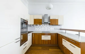 Apartment for rent, 4+1 - 3 bedrooms, 154m<sup>2</sup>