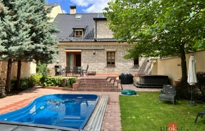 Family house for sale, 270m<sup>2</sup>, 440m<sup>2</sup> of land