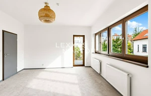 Apartment for rent, 3+1 - 2 bedrooms, 155m<sup>2</sup>