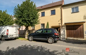 Family house for sale, 273m<sup>2</sup>, 499m<sup>2</sup> of land