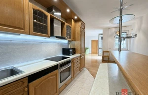 Apartment for rent, 4+kk - 3 bedrooms, 130m<sup>2</sup>