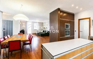 Apartment for rent, 5+kk - 4 bedrooms, 192m<sup>2</sup>