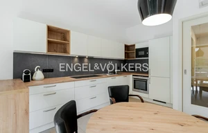 Apartment for rent, 2+kk - 1 bedroom, 65m<sup>2</sup>