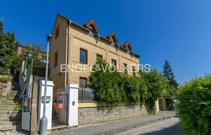 Family house for sale, 278m<sup>2</sup>, 440m<sup>2</sup> of land