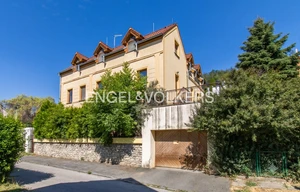 Family house for sale, 278m<sup>2</sup>, 440m<sup>2</sup> of land
