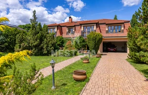Villa for sale, 444m<sup>2</sup>, 2325m<sup>2</sup> of land