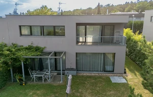 Family house for rent, 204m<sup>2</sup>, 548m<sup>2</sup> of land