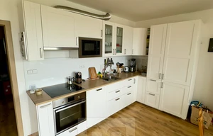 Apartment for rent, 4+kk - 3 bedrooms, 124m<sup>2</sup>
