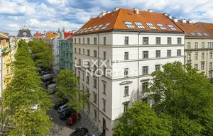Apartment for sale, 4+kk - 3 bedrooms, 153m<sup>2</sup>