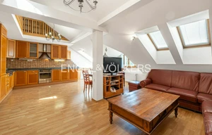 Apartment for rent, 4+kk - 3 bedrooms, 173m<sup>2</sup>
