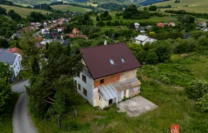 Family house for sale, 256m<sup>2</sup>, 1170m<sup>2</sup> of land