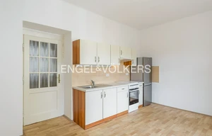 Apartment for rent, 2+kk - 1 bedroom, 60m<sup>2</sup>