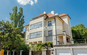Apartment for rent, 5+1 - 4 bedrooms, 146m<sup>2</sup>