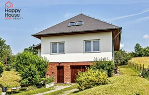 Family house for sale, 424m<sup>2</sup>, 1861m<sup>2</sup> of land