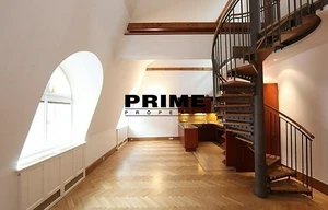 Apartment for rent, 4+kk - 3 bedrooms, 195m<sup>2</sup>