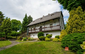 Family house for sale, 275m<sup>2</sup>, 754m<sup>2</sup> of land