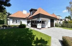Family house for rent, 417m<sup>2</sup>, 1263m<sup>2</sup> of land