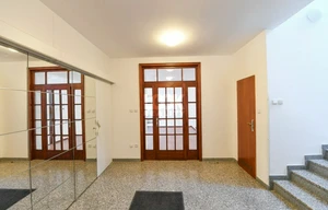 Office for rent, 417m<sup>2</sup>