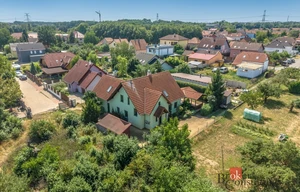 Family house for sale, 260m<sup>2</sup>, 822m<sup>2</sup> of land