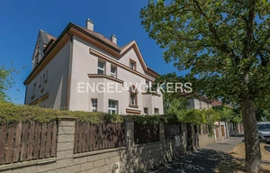 Apartment for rent, 5+kk - 4 bedrooms, 192m<sup>2</sup>