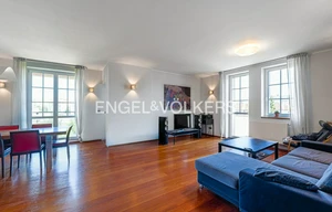 Apartment for rent, 5+kk - 4 bedrooms, 192m<sup>2</sup>