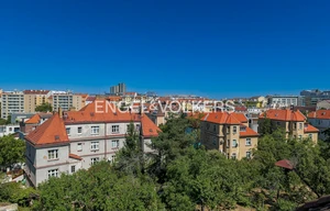 Apartment for rent, 5+kk - 4 bedrooms, 192m<sup>2</sup>