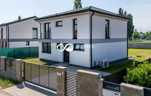 Family house for sale, 141m<sup>2</sup>, 769m<sup>2</sup> of land