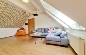 Apartment for rent, 4+kk - 3 bedrooms, 102m<sup>2</sup>