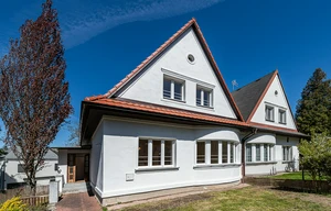 Family house for rent, 180m<sup>2</sup>, 385m<sup>2</sup> of land