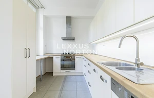 Apartment for rent, 5+1 - 4 bedrooms, 240m<sup>2</sup>